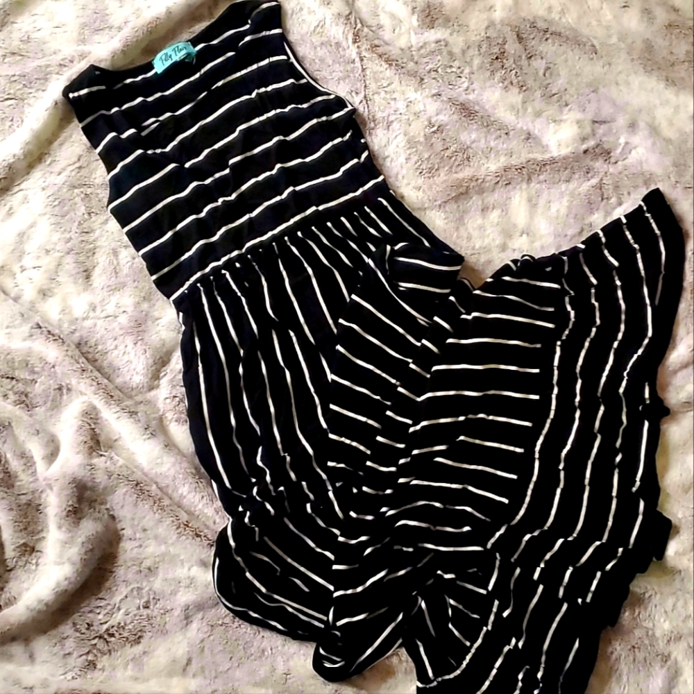 NWOT Filly Flair Large Maxi Dress with Pockets